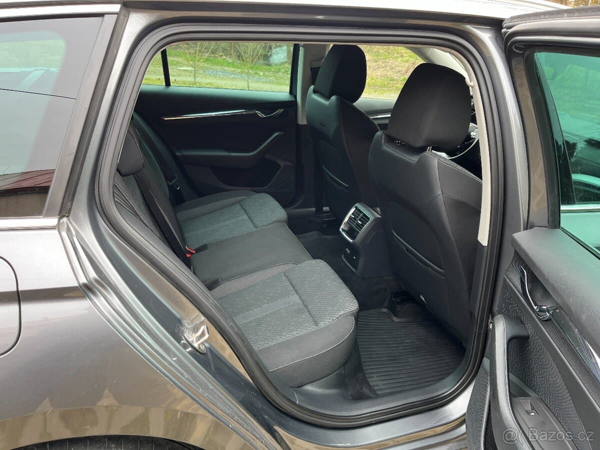 2023 Škoda OCTAVIA - 11