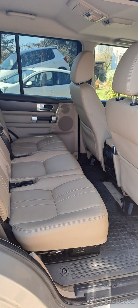 2011 Land Rover DISCOVERY - 11