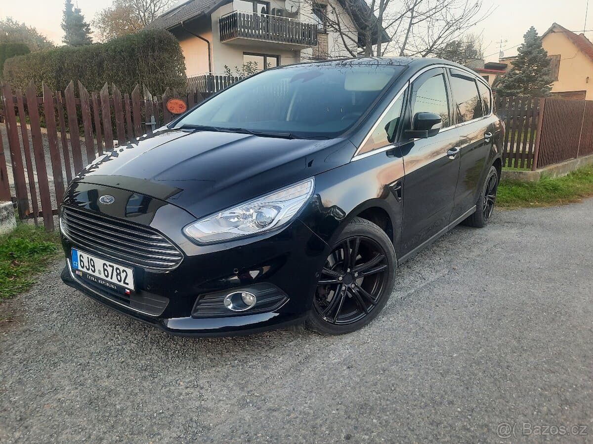 2017 Ford S-MAX - 11