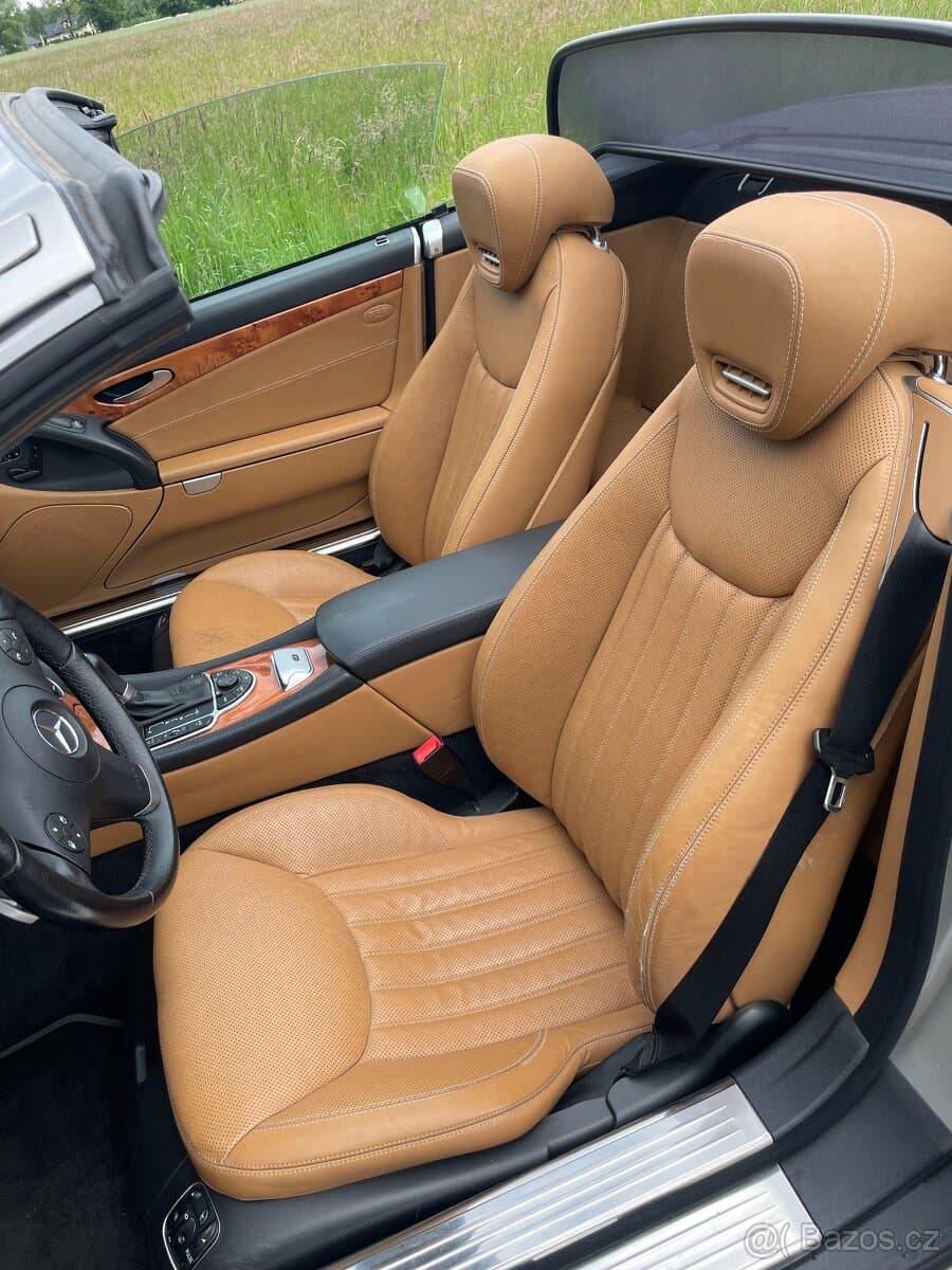 2006 Mercedes-Benz SL - 11