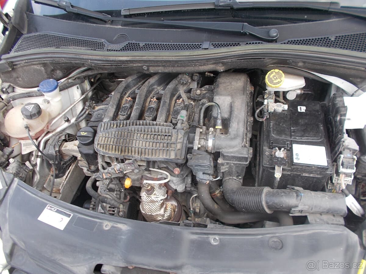2014 Peugeot 208 - 11