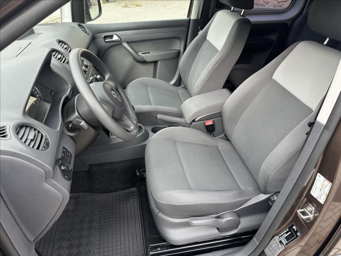 2013 Volkswagen CADDY - 11