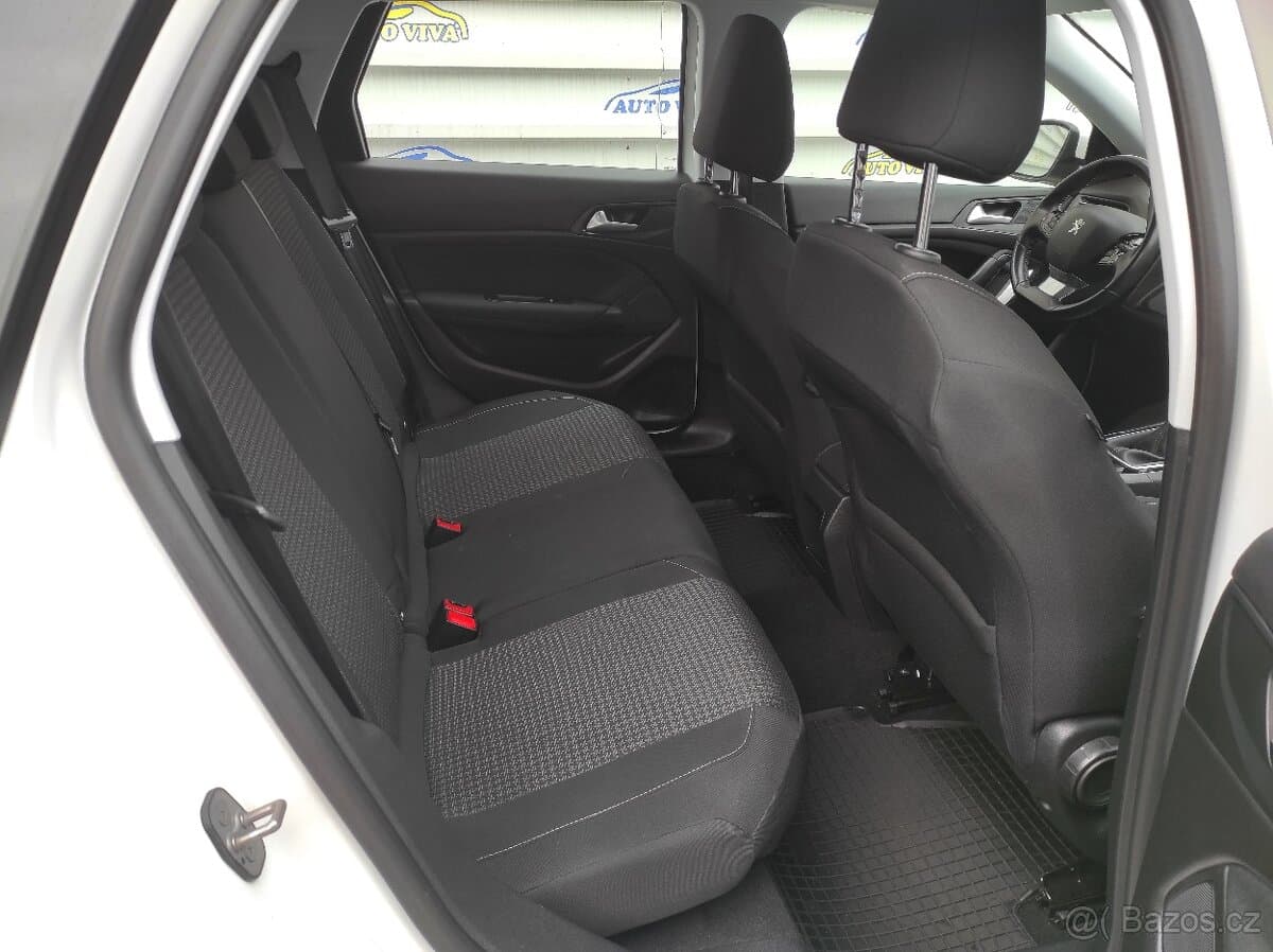 2019 Peugeot 308 - 11