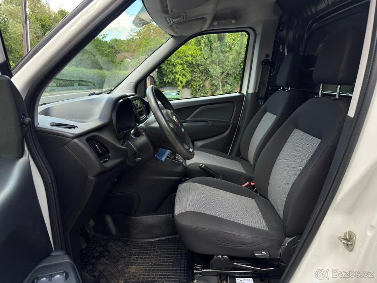2021 Fiat DOBLO - 11