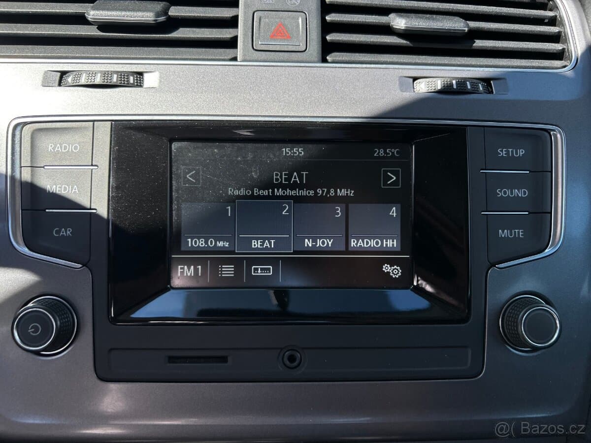 2013 Volkswagen GOLF - 11