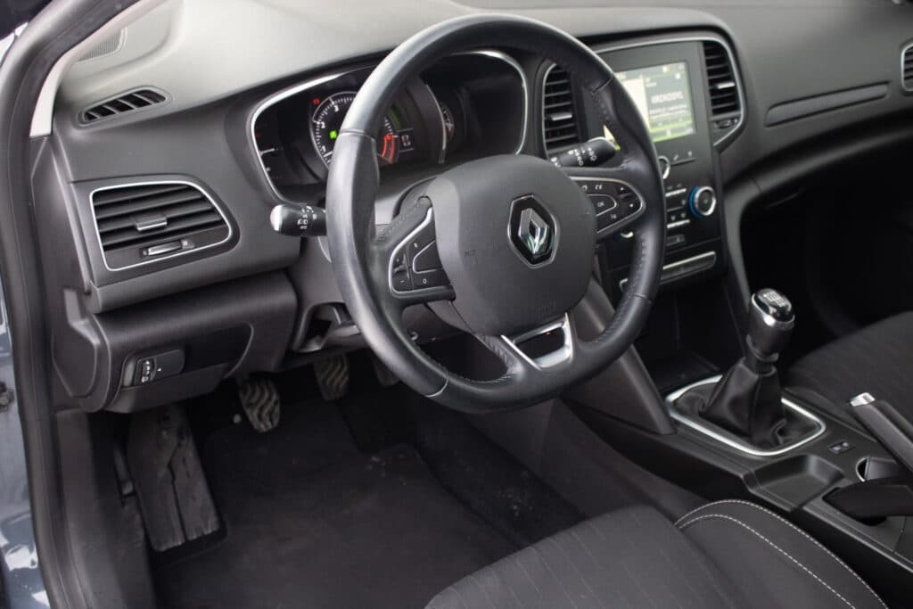 2019 Renault MEGANE - 11