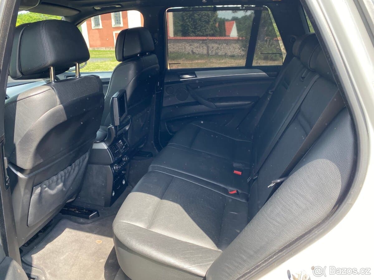 2008 BMW X5 - 11