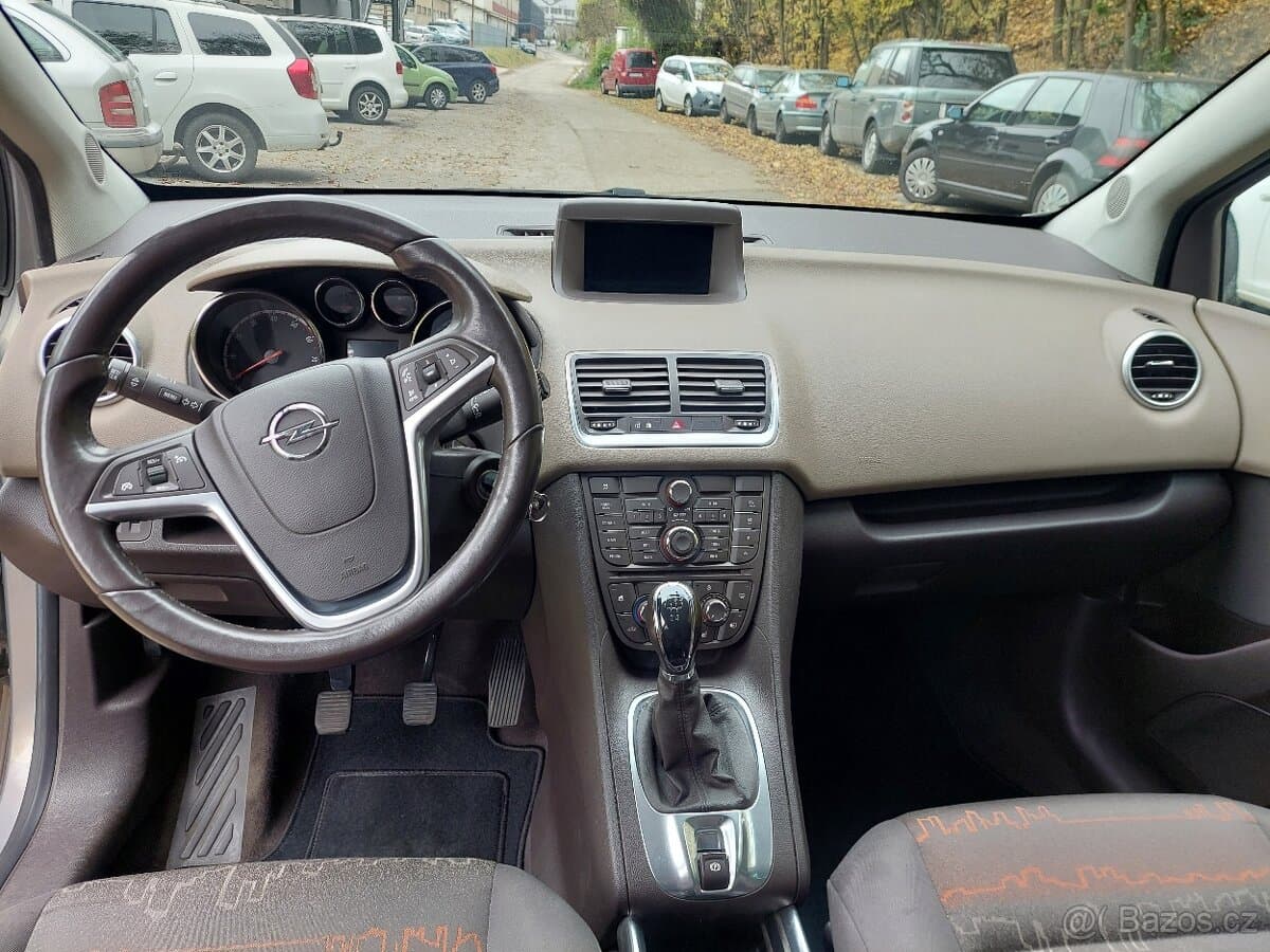 2011 Opel MERIVA - 11