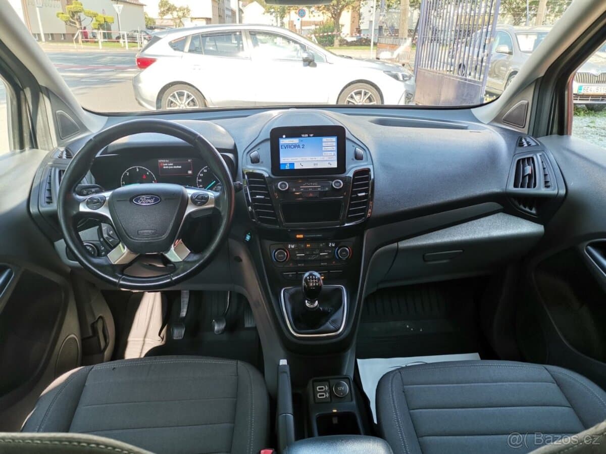 2019 Ford TOURNEO - 11