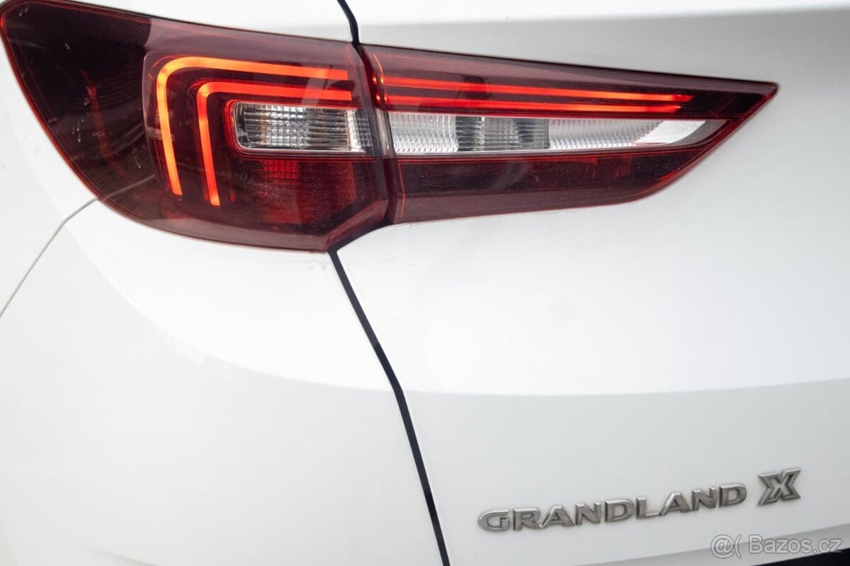 2020 Opel GRANDLAND - 11