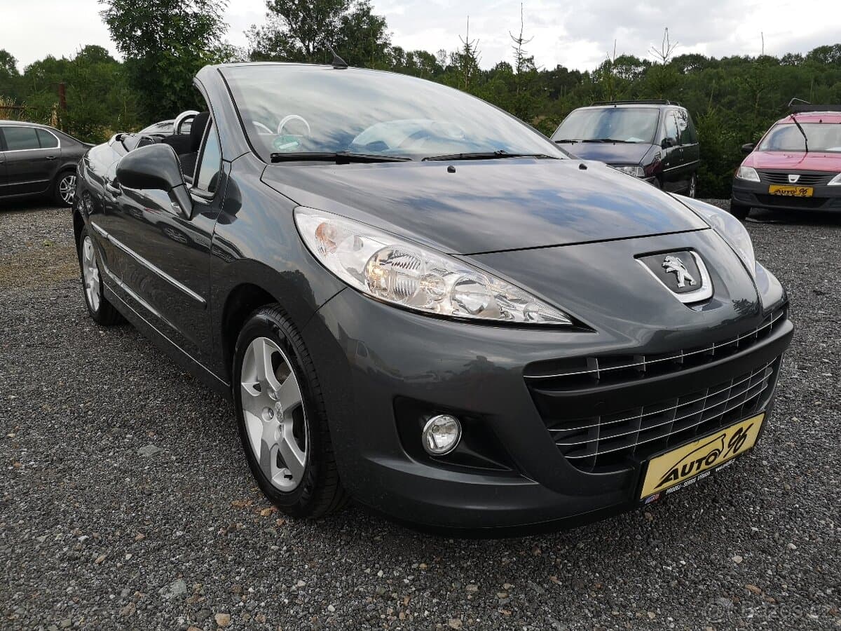 2012 Peugeot 207 - 11