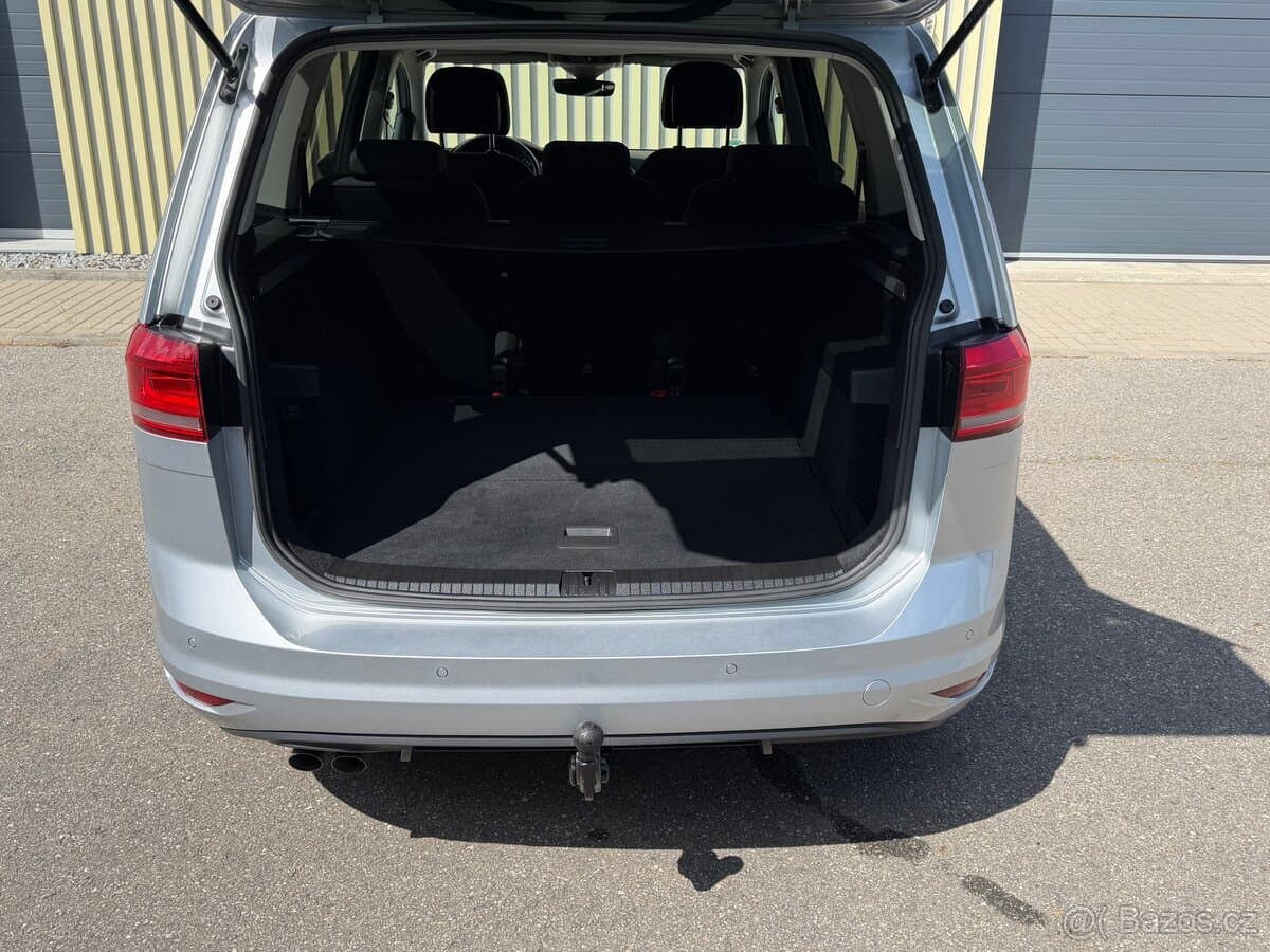 2021 Volkswagen TOURAN - 11