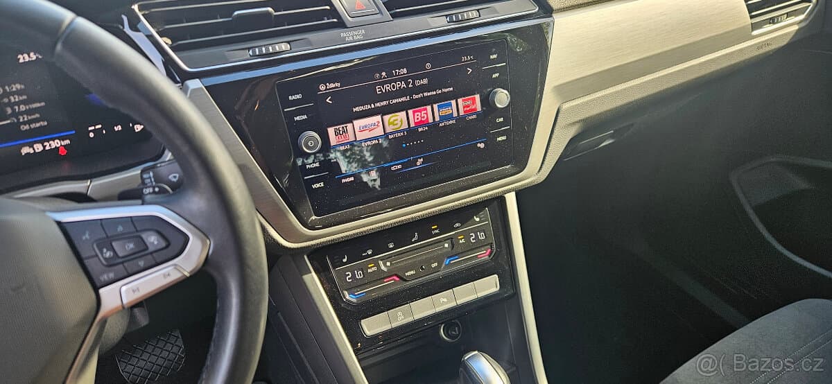 2022 Volkswagen TOURAN - 11