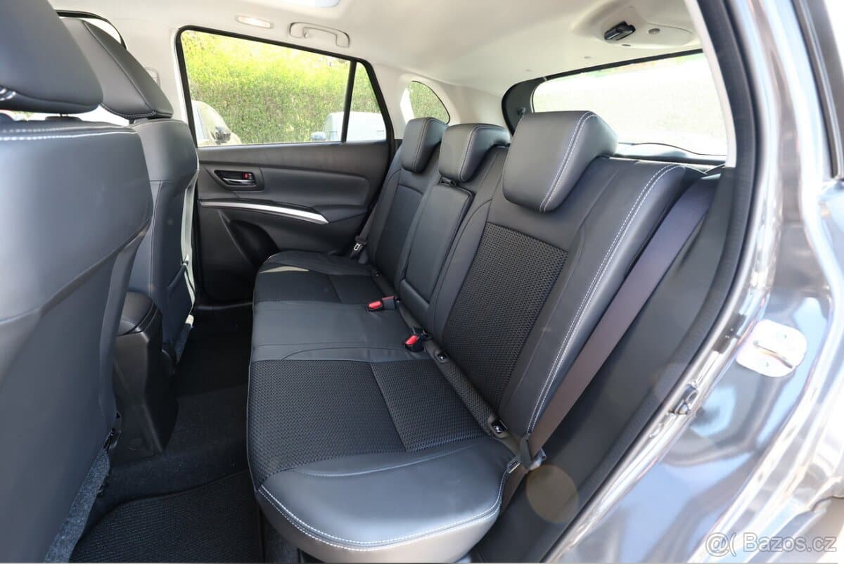 Suzuki S-CROSS - 11