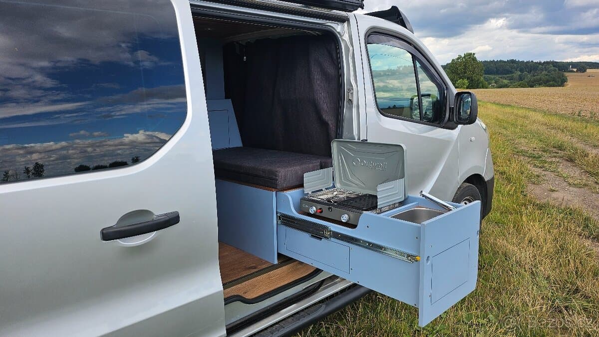 2015 Renault TRAFIC - 11