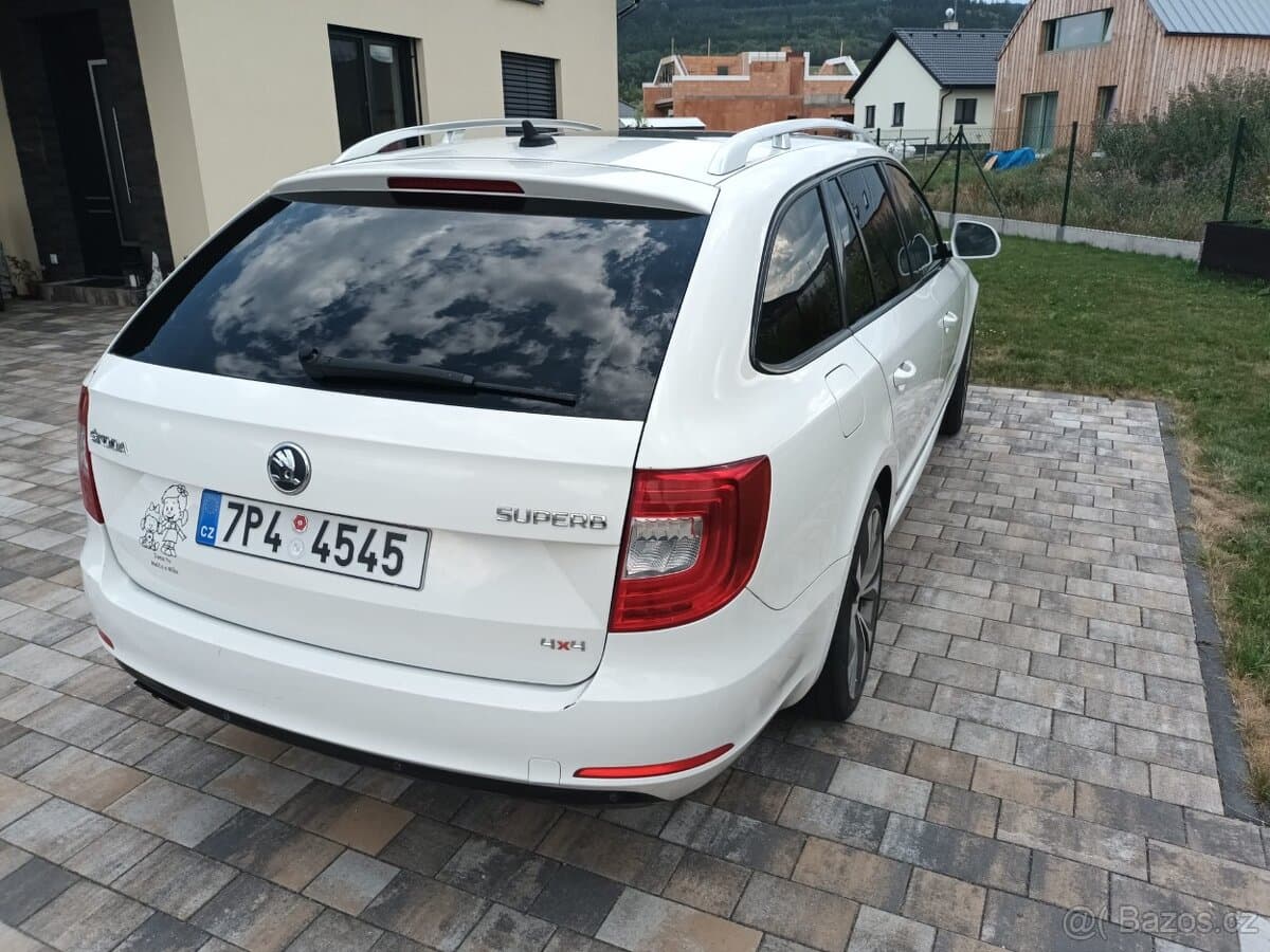 2014 Škoda SUPERB - 11