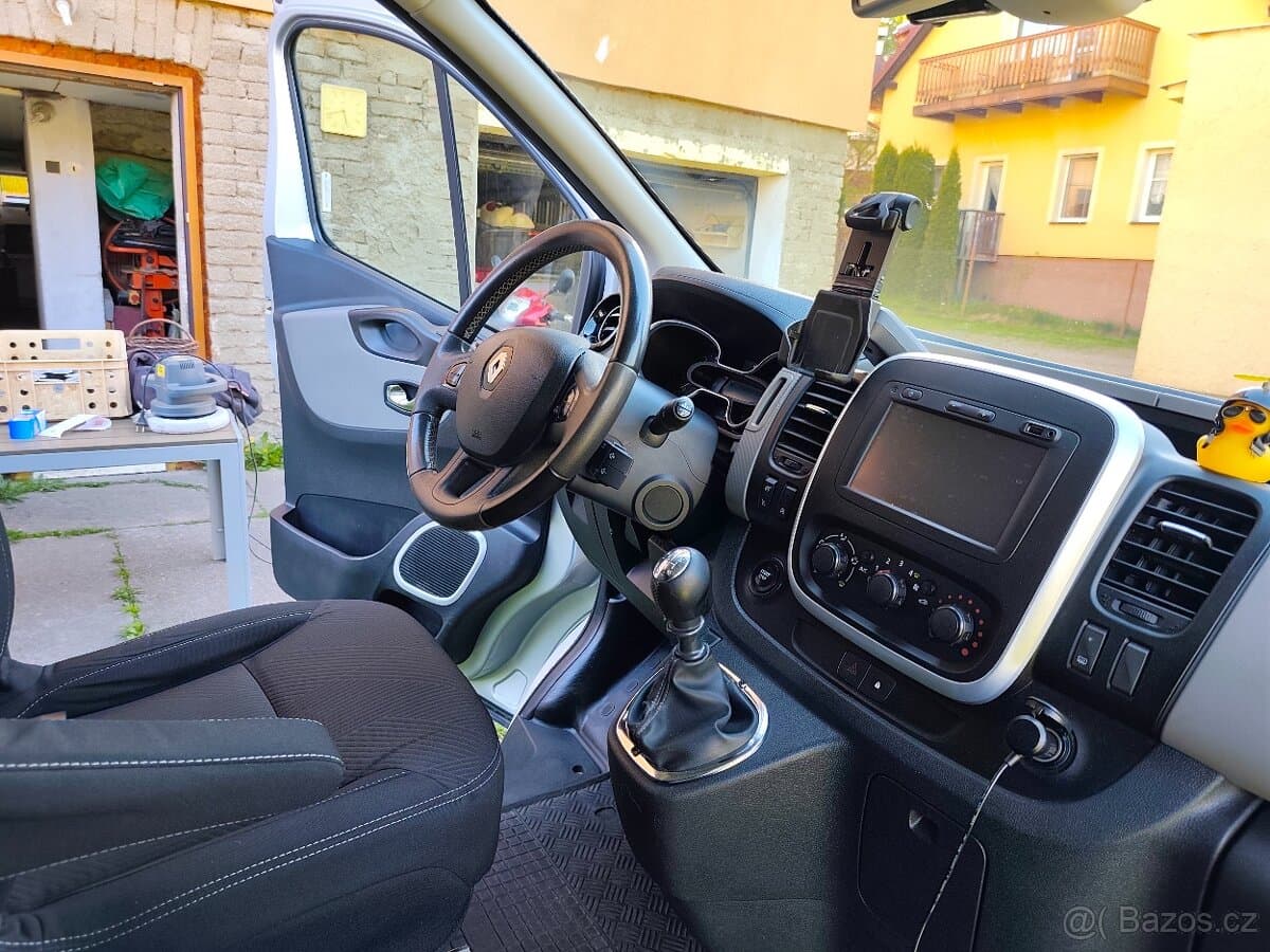 2016 Renault TRAFIC - 11