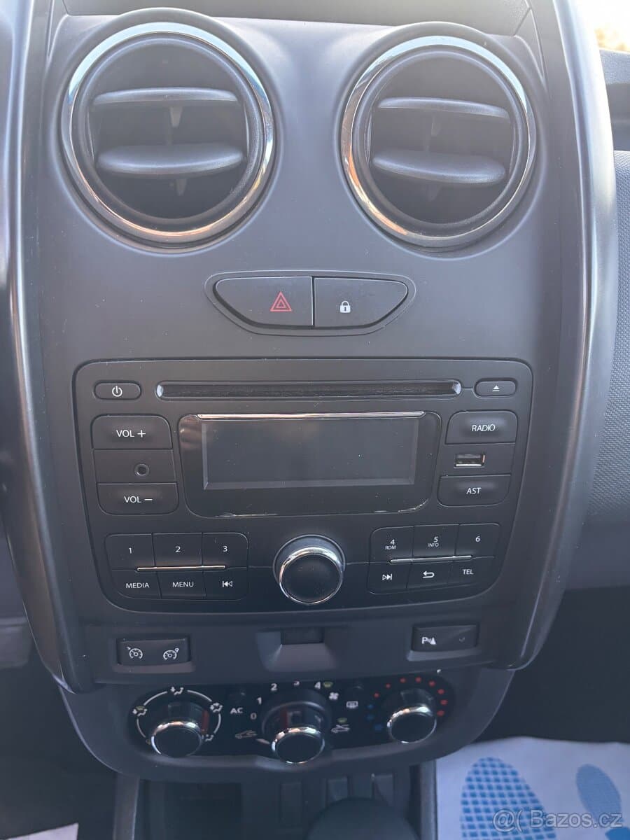 2015 Dacia DUSTER - 11