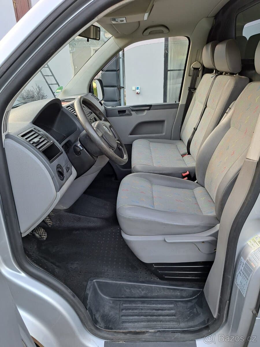 2009 Volkswagen TRANSPORTER - 11