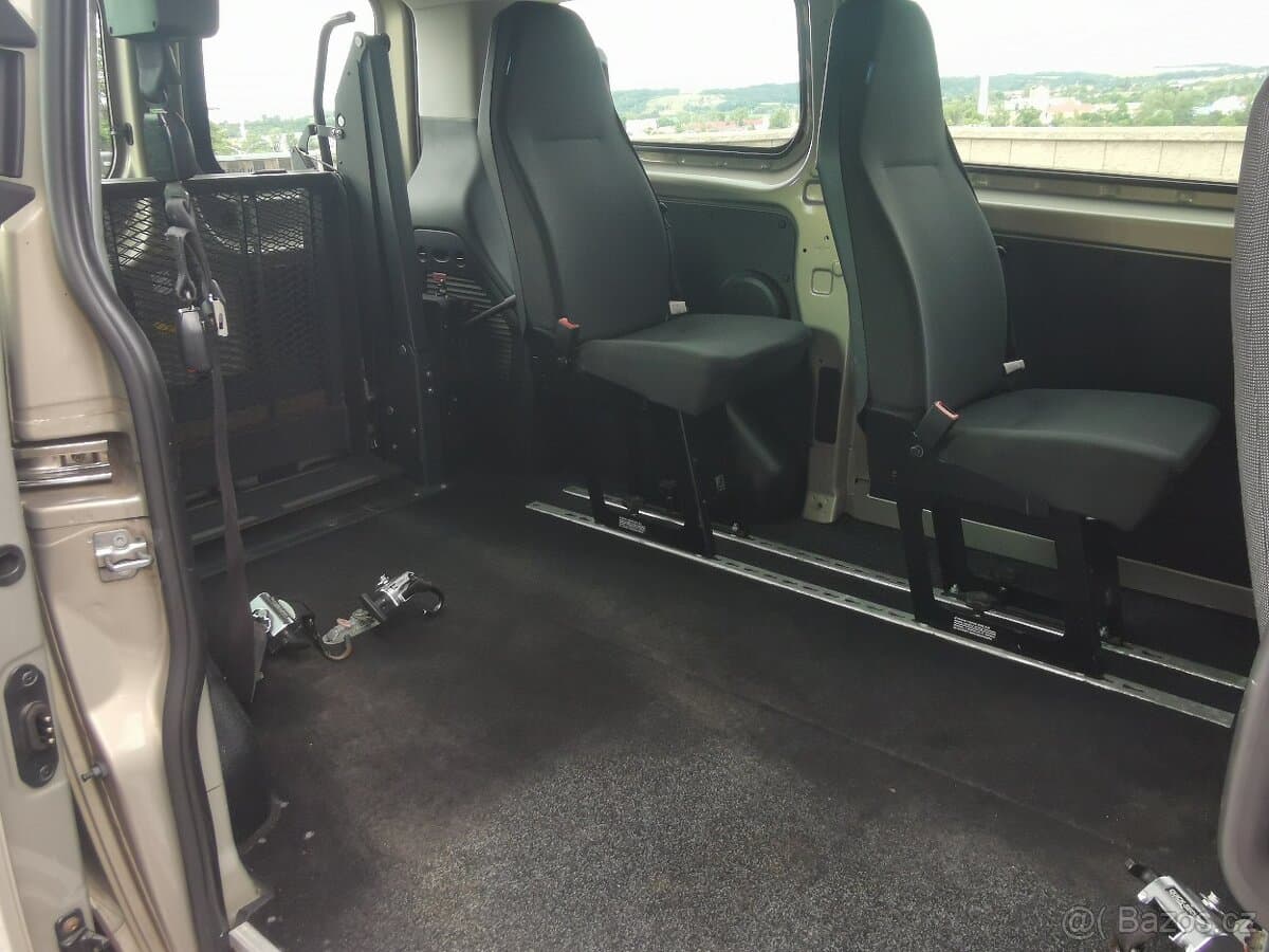 2016 Ford TRANSIT - 11