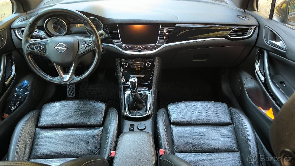Opel ASTRA - 11