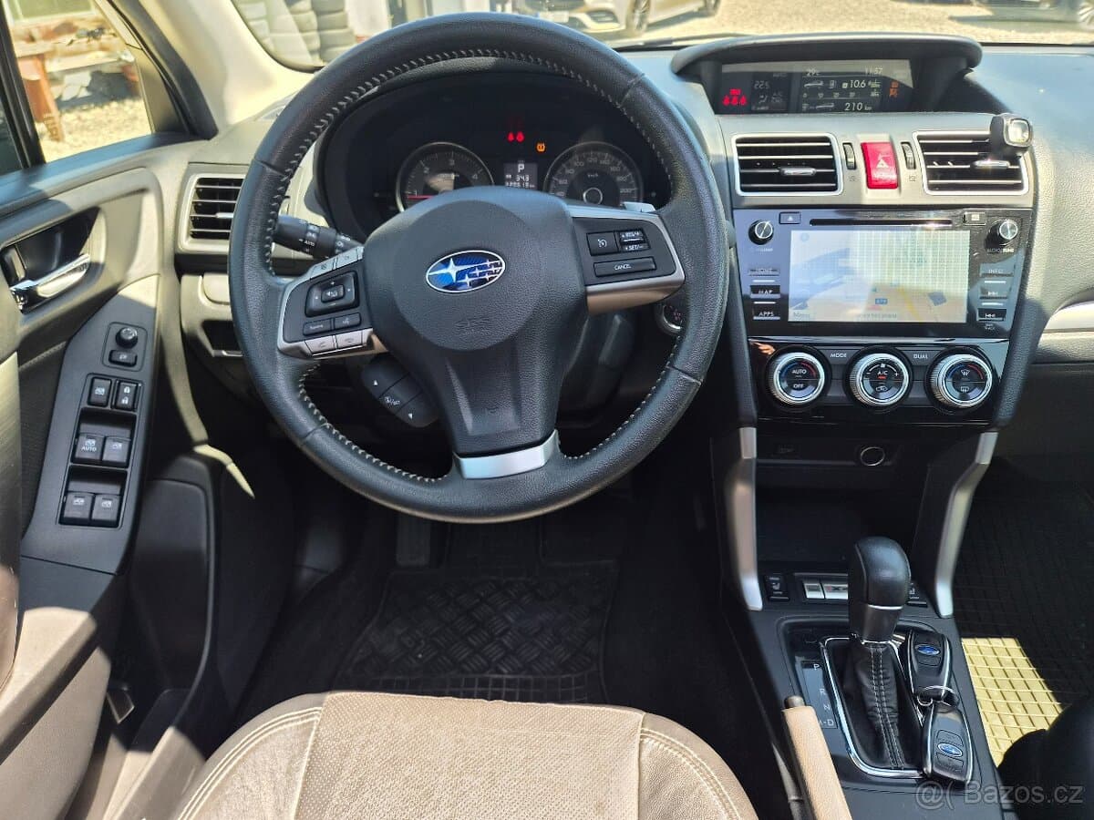 2015 Subaru FORESTER - 11