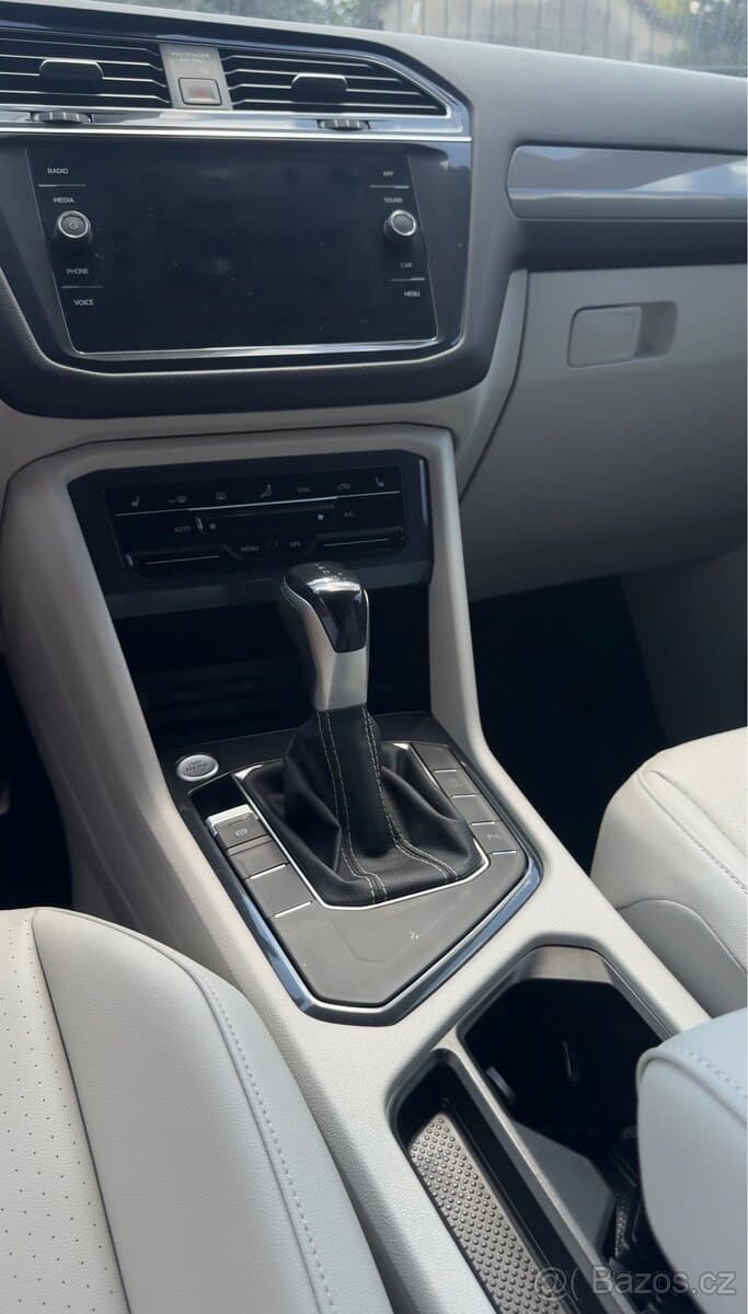 2023 Volkswagen TIGUAN - 11