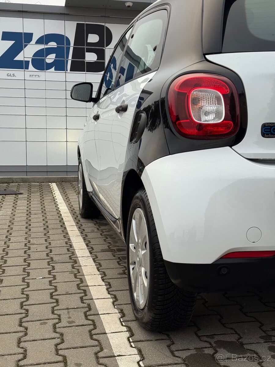 2019 Smart FORFOUR - 11