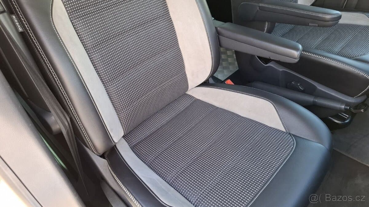 2018 Volkswagen MULTIVAN - 11