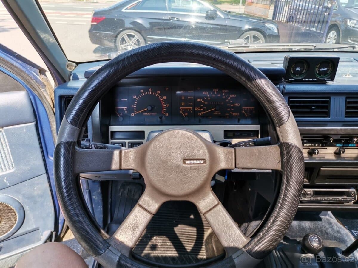 1989 Nissan PATHFINDER - 11