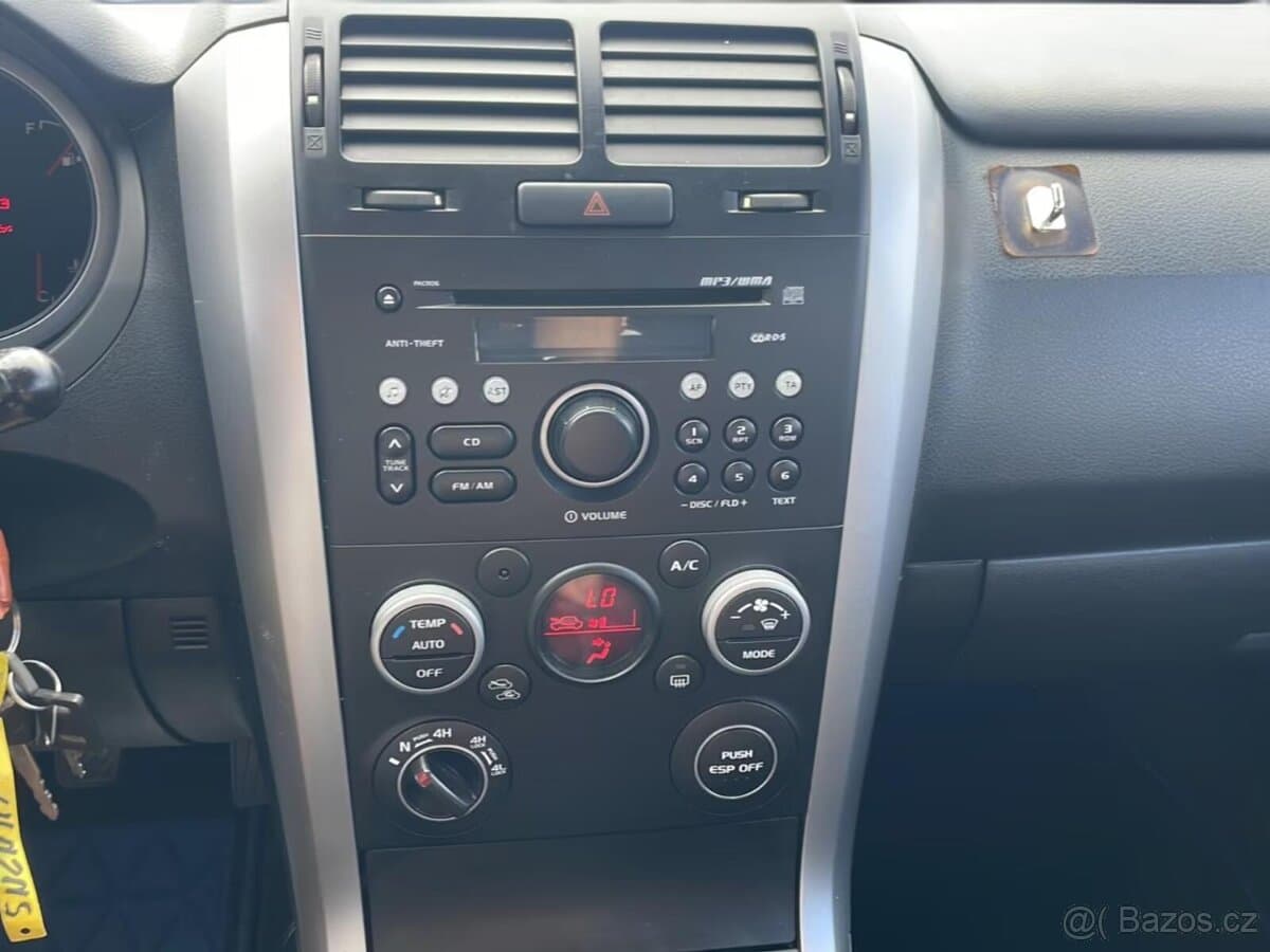 2010 Suzuki GRAND - 11