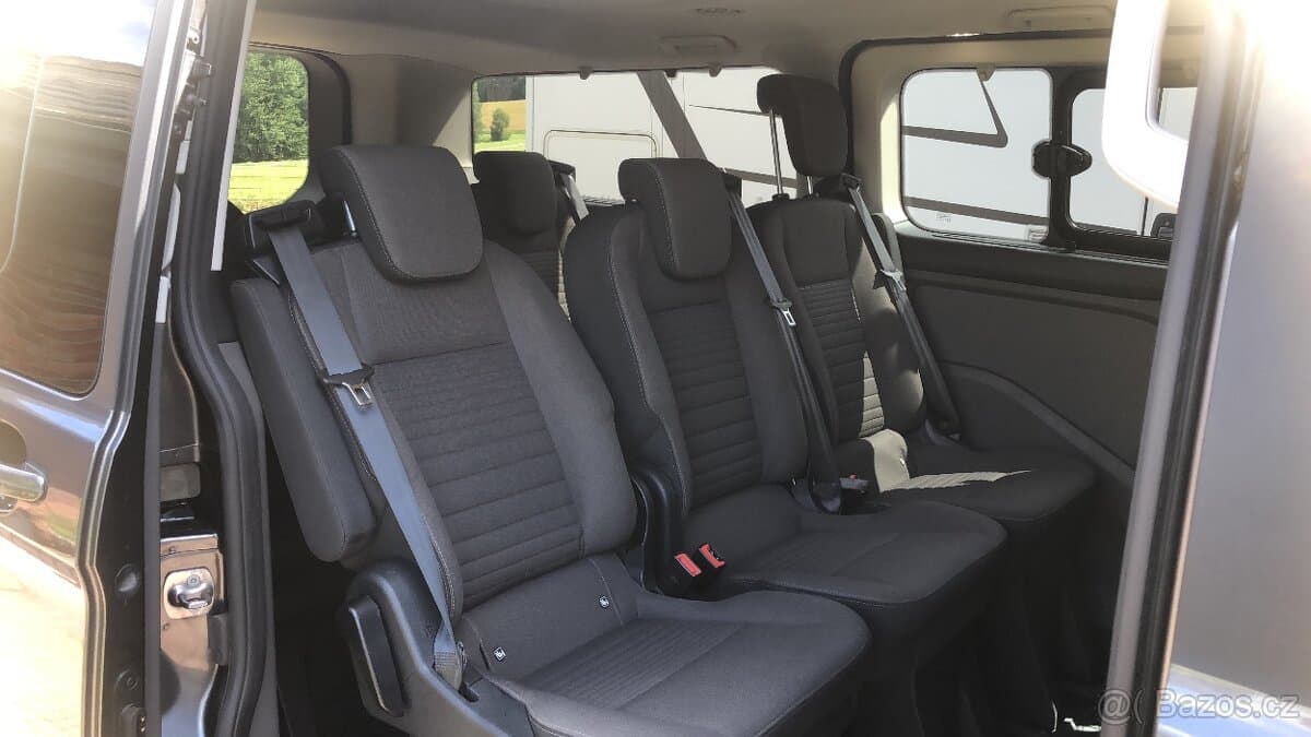 2020 Ford TOURNEO - 11