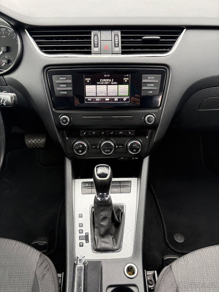 2015 Škoda OCTAVIA - 11