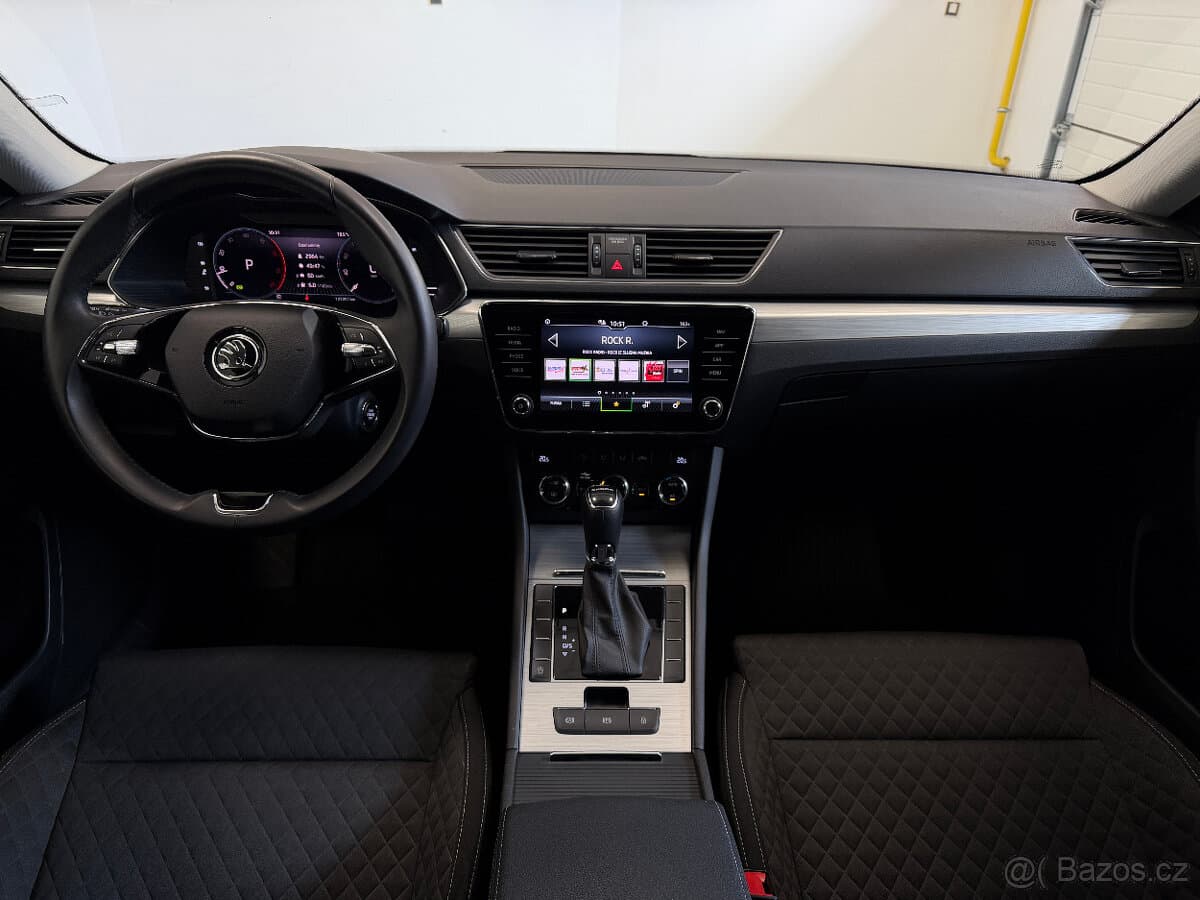 2023 Škoda SUPERB - 11