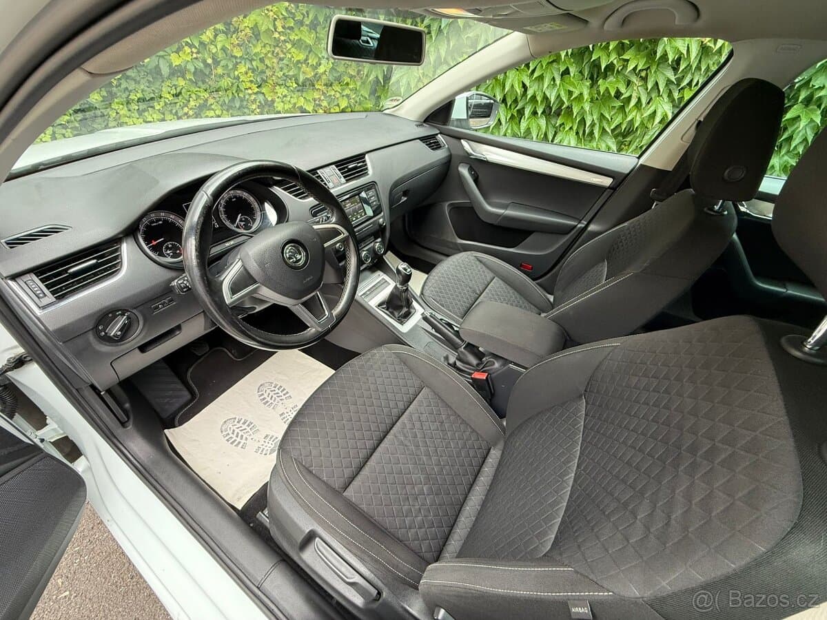 2017 Škoda OCTAVIA - 11