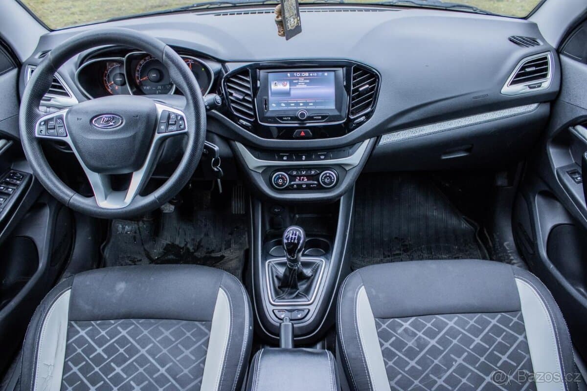 2019 Lada VESTA - 11