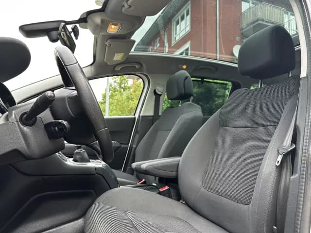 2015 Peugeot 5008 - 11