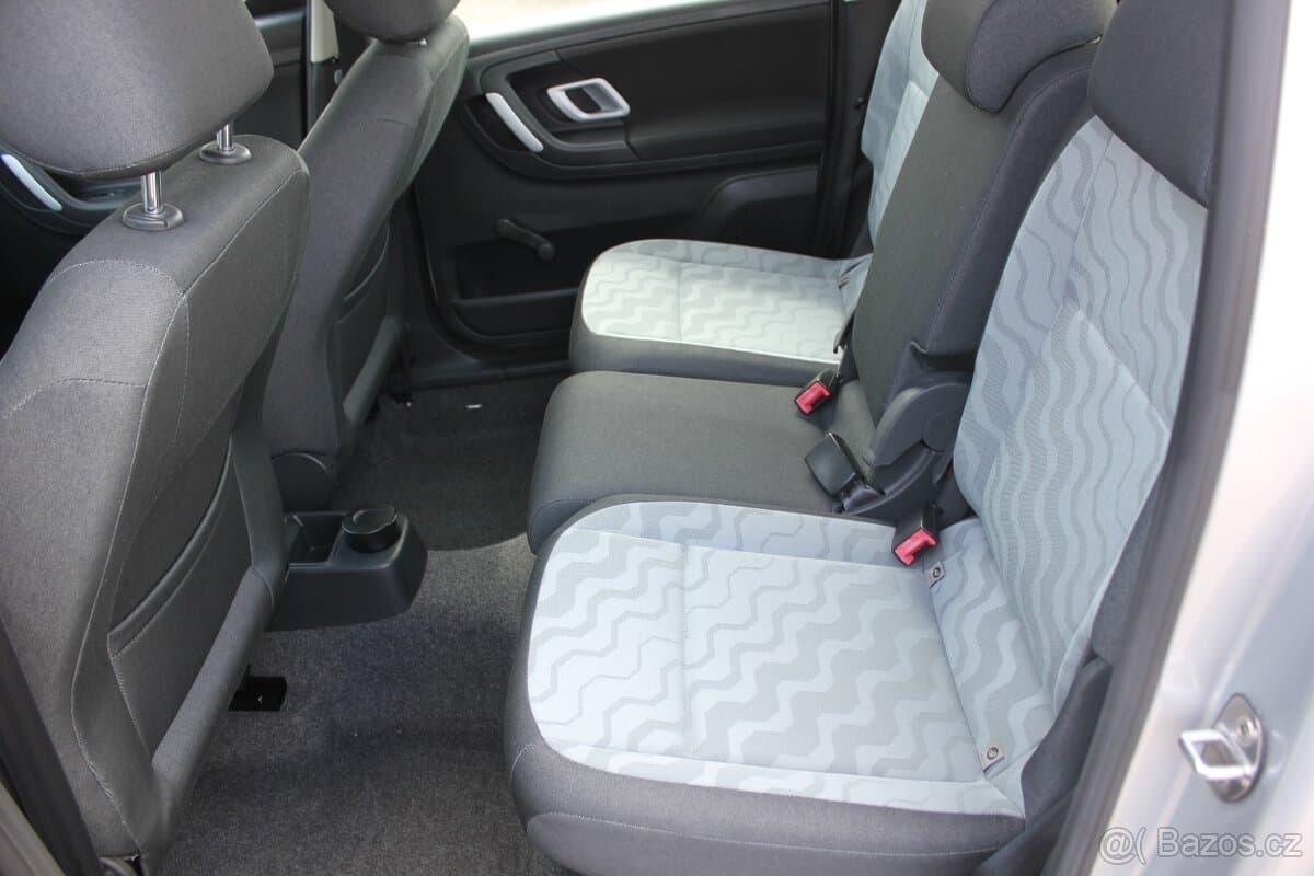 2009 Škoda ROOMSTER - 11