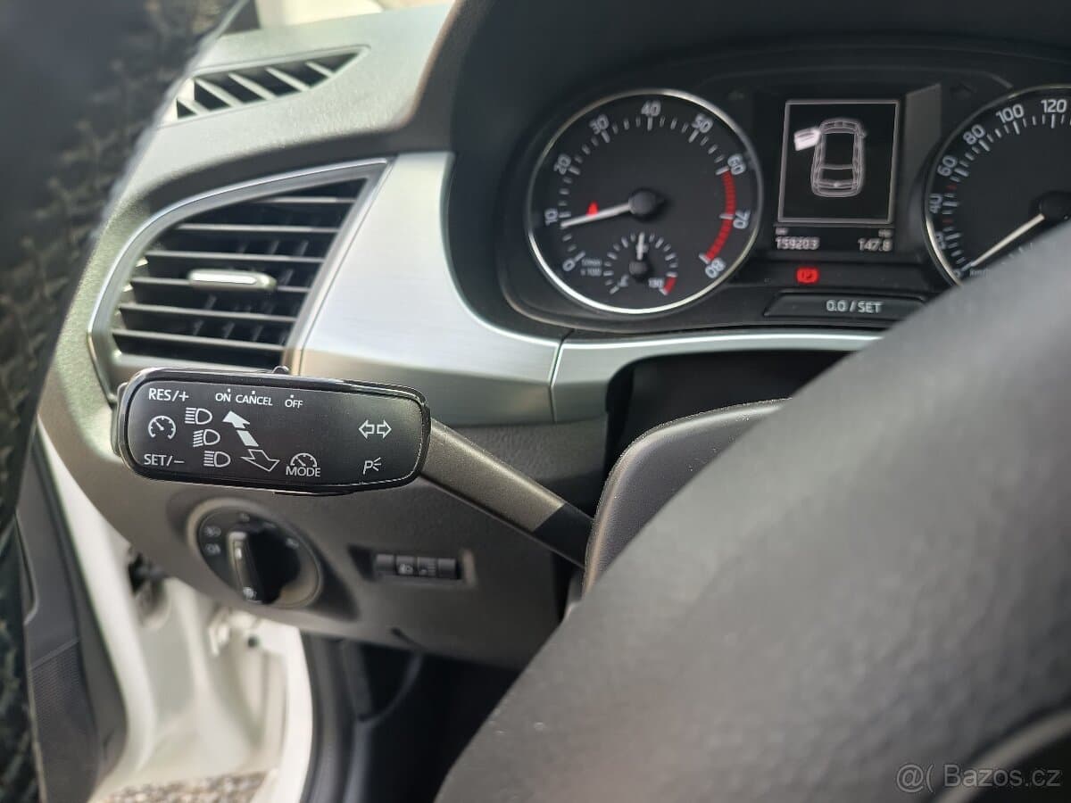 2015 Škoda FABIA - 11