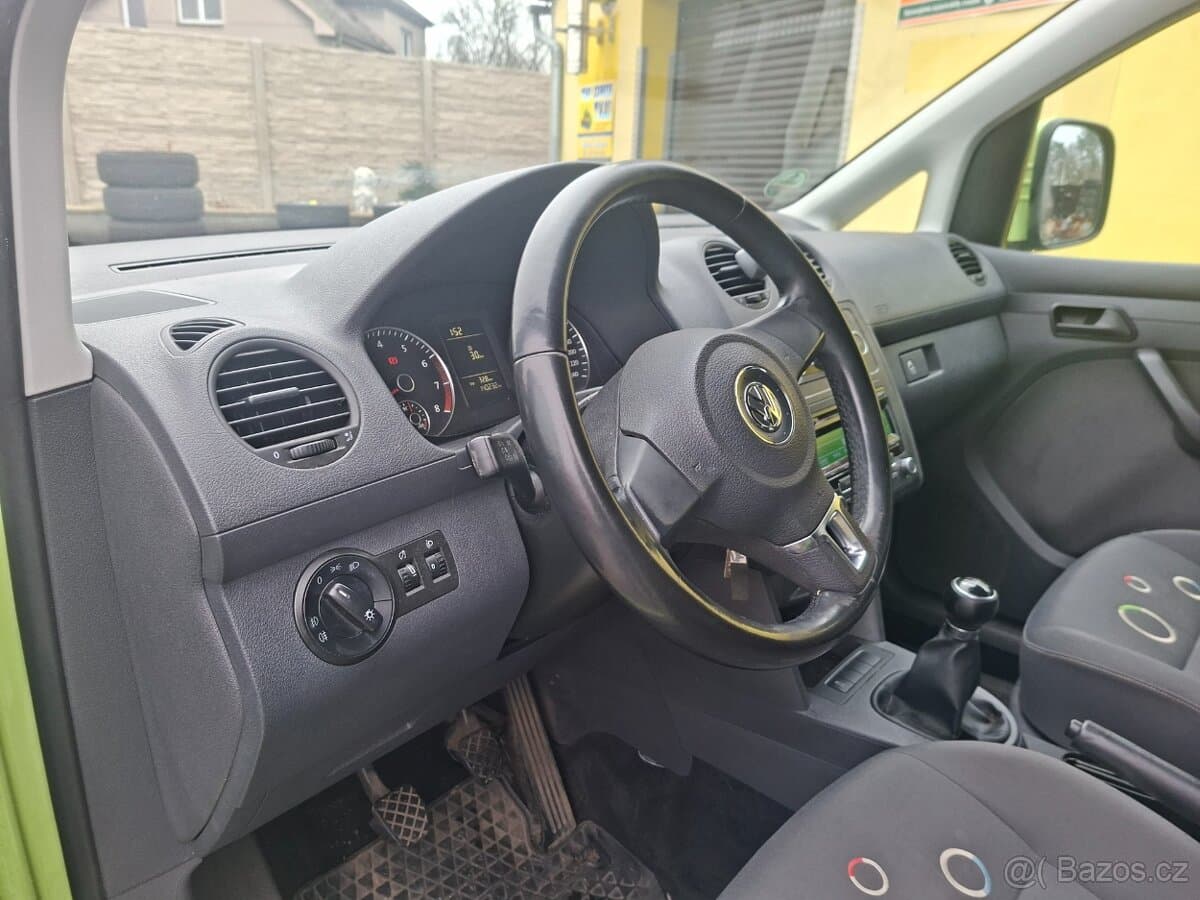 2011 Volkswagen CADDY - 11