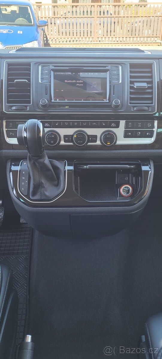 2017 Volkswagen MULTIVAN - 11