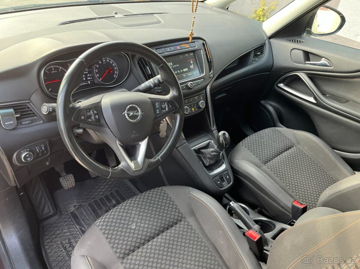 2017 Opel ZAFIRA - 11
