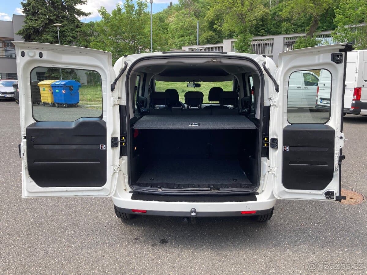 2016 Opel COMBO - 11