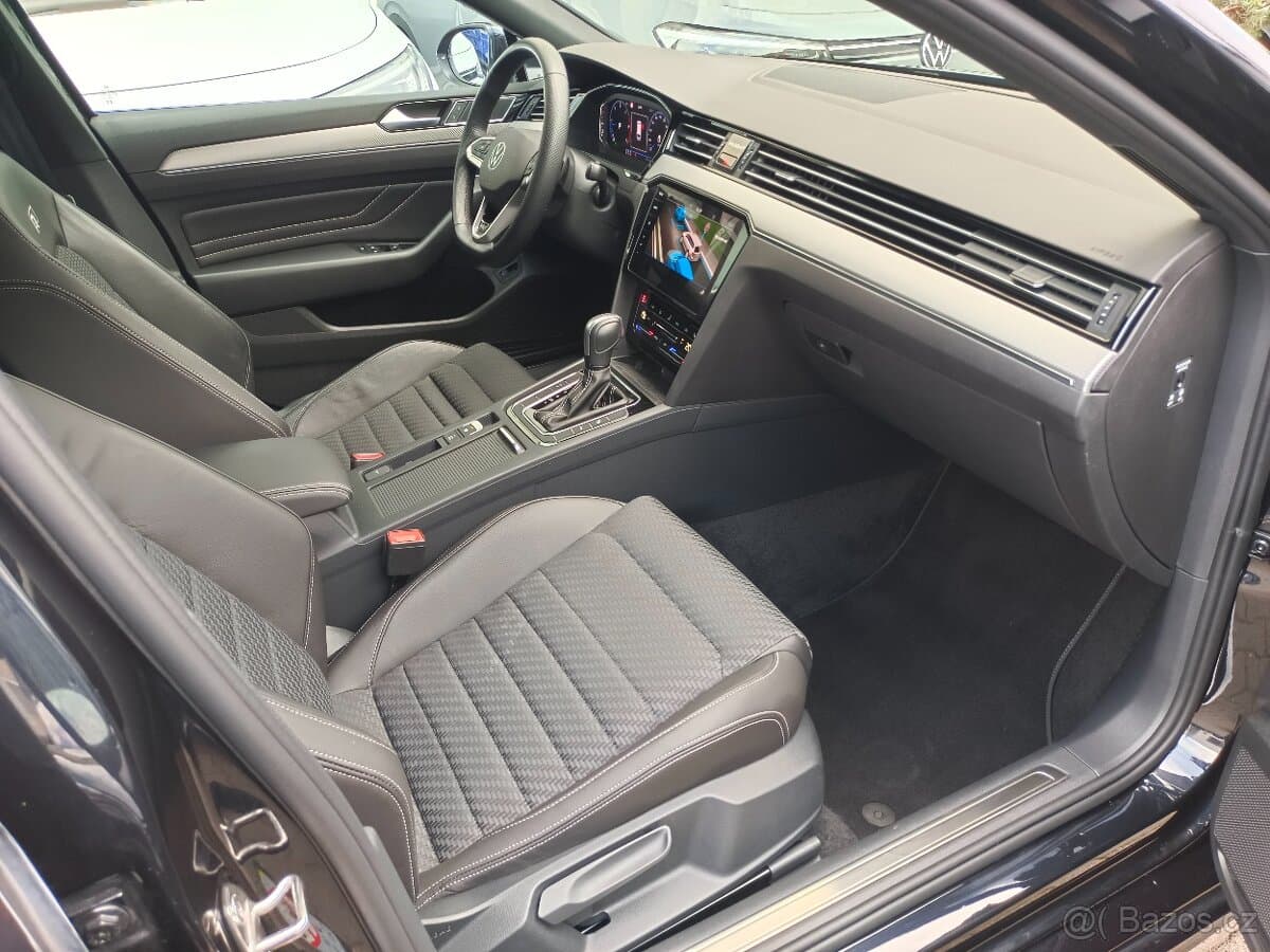 Volkswagen PASSAT - 11