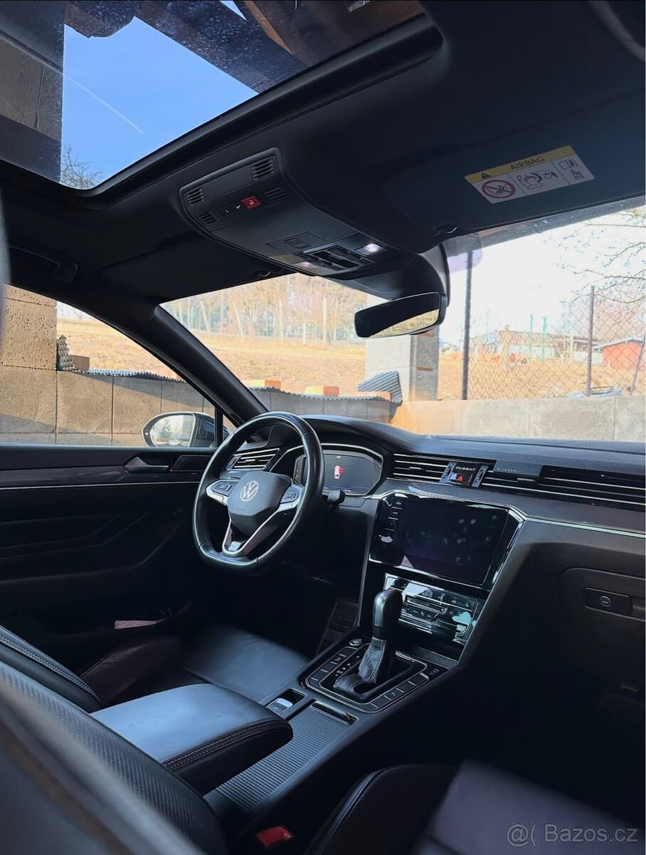Volkswagen PASSAT - 11
