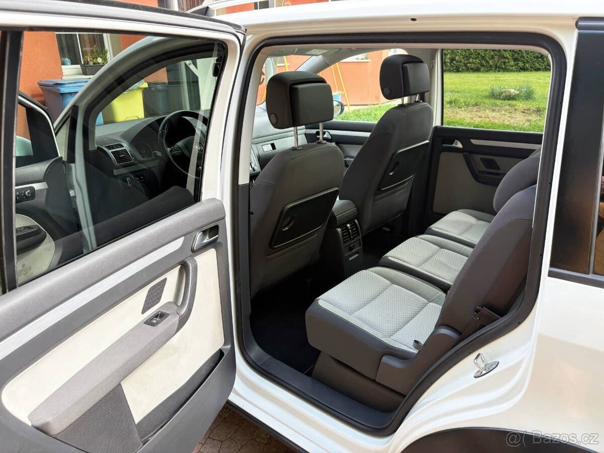 2014 Volkswagen TOURAN - 11