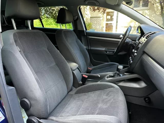 2008 Volkswagen GOLF - 11