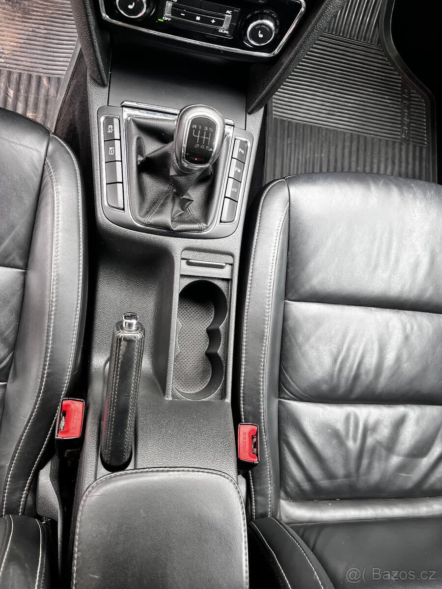 2010 Škoda SUPERB - 11