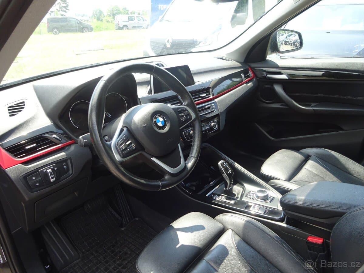 2018 BMW X1 - 11