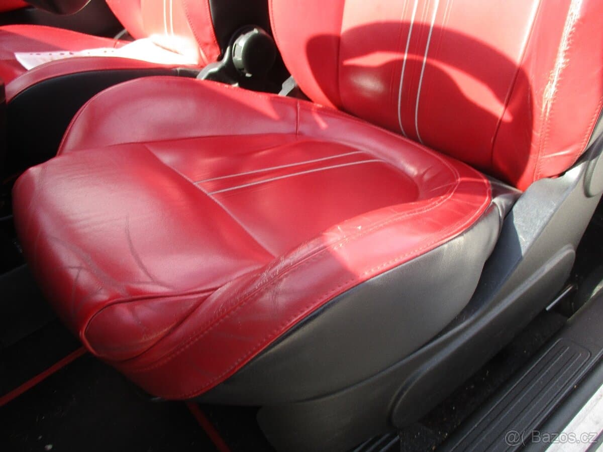 2011 Fiat 500 - 11